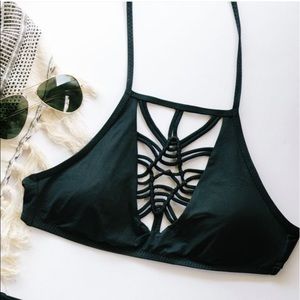 BECCA // NWOT Janis Macrame Bikini Top